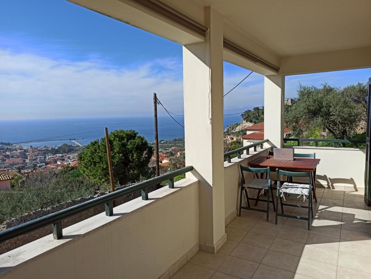 Kiparissia Castle & Sea View Villa Kyparissia Exterior photo